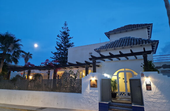 Cabo Norte Costa de Almeria resto restaurante Mojacar street
