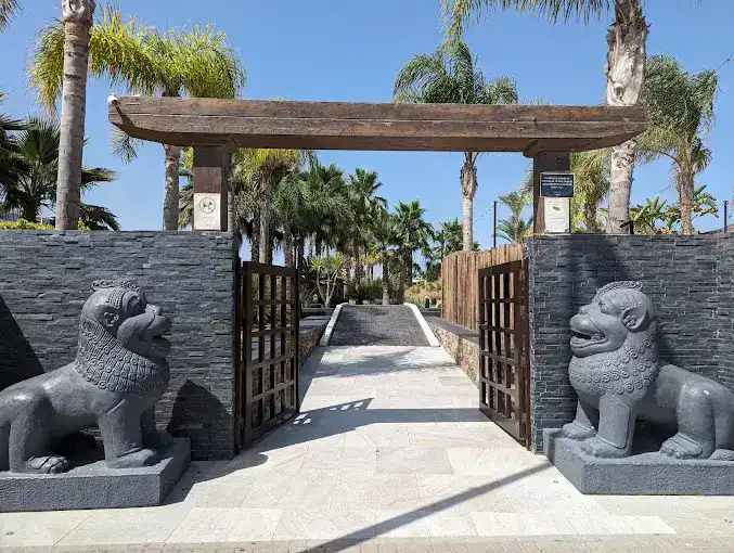 Marau beach Vera playa Puerto del Rey Costa de Almeria Restaurantes restos restaurant Pulpi street