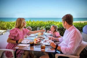 Cala marina mojacar costa de almeria–restos restaurants restaurantes entrada familia