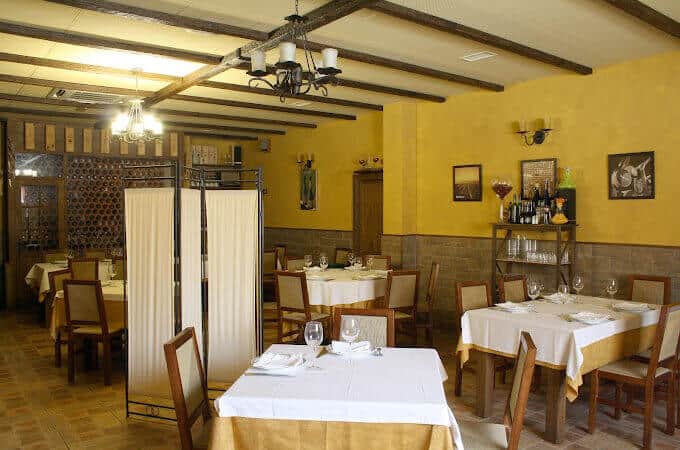Nuestra taberna aguadulce–www.pulpi.eu–costa de almeria–www.restos.li restaurants restaurante tipyque salle