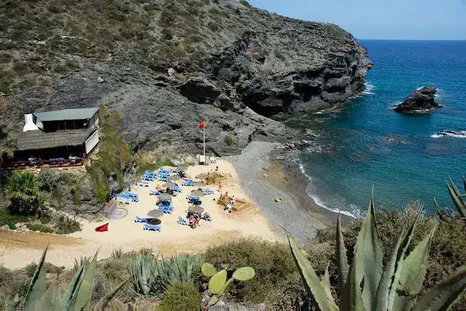 La Cala Atamaria playa