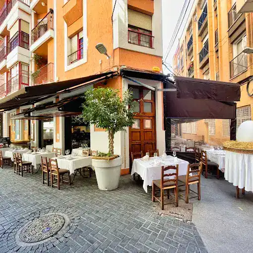 La Pequena Taberna Maria Costa de Almeria restos restaurants street
