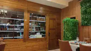 La-Bellota-y-El-Buey-Almeria-costa-de-Almeria-restos-restaurants-Stock