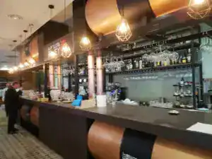 Le gland et le bœuf ~ La Bellota y El Buey ~ Almeria ~ restos & bars ~ Costa de Almeria ~ Pulpi.eu