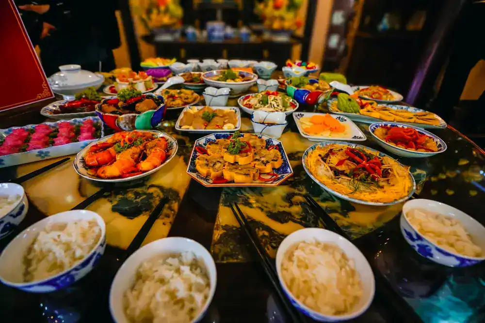 Plats inde