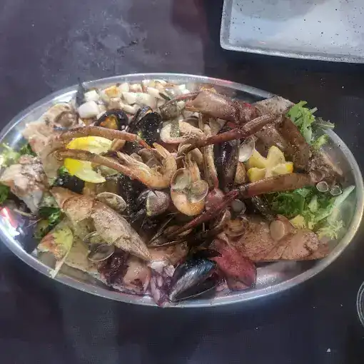 Don Jamon Roquetas de Mar Costa de Almeria restos restaurantes resto plateau mariscos