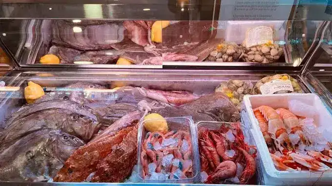 El Chato Vermutheria Los Alcazares Costa de Almeria restos restaurants vitrine