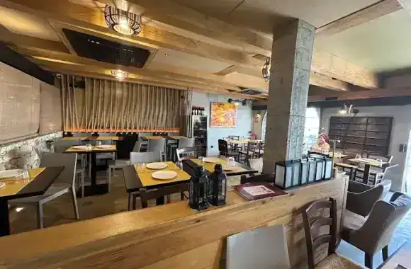 Oleaje Agua Amarga restos restaurants restaurante Costa de Almeria hom