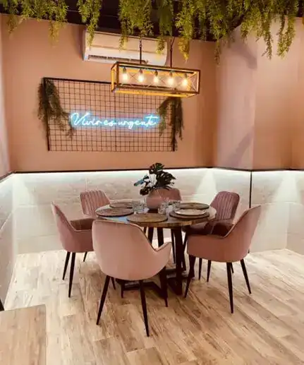 H et Aguilas restos restaurants restaurante Costa de Almeria Salle