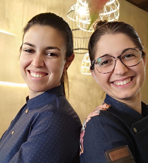 Jessica y Mercedes