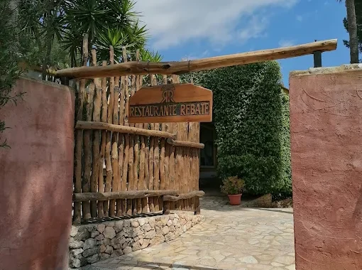 Surfing La Manga Cartagena Costa de Almeria Andalousia restos restaurantes entrada