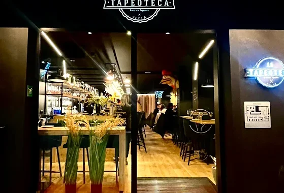 Tapeoteca Alicante restos restaurantes street