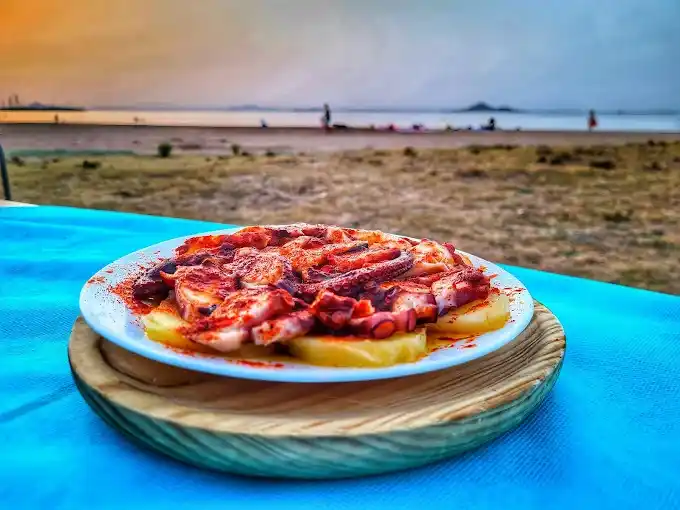 Chiringuito Punta de Lomas Cartagena Costa Calida restos restaurantes playa beach pulpo