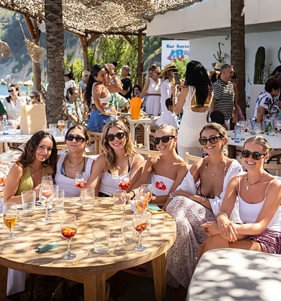 Chringuito del Portichol Alicante women
