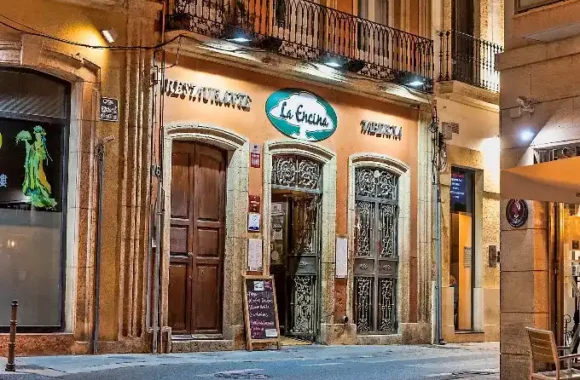 La Encina lmeria restos restaurantes www.naviro.es street