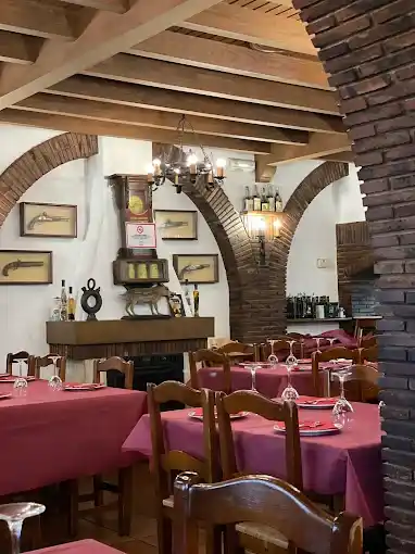 Meson Sierra Morena Almeria restos restaurantes www.naviro.es salle
