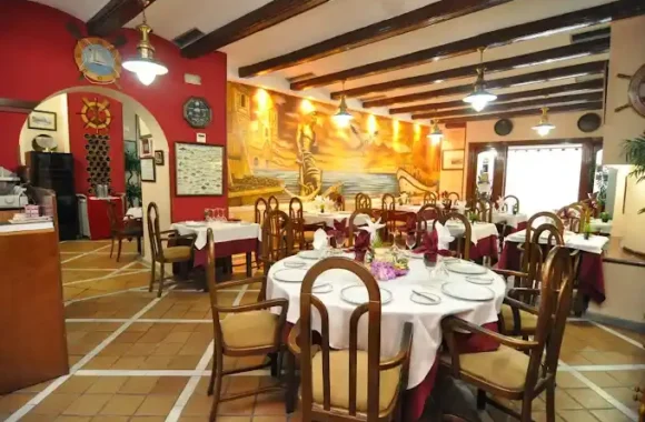 El Pescador Torrevieja Alicante Sudeste de Espana restaurante restos salle