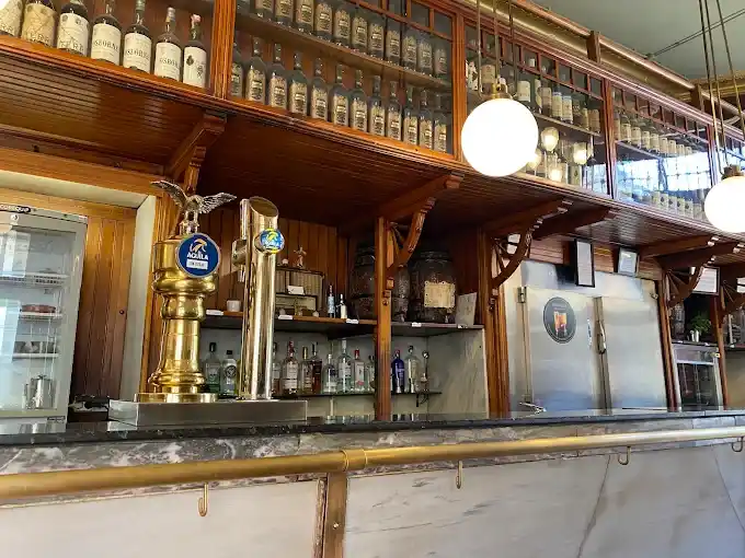La Pilareta Valencia Sudeste de Espana restaurante restos bar