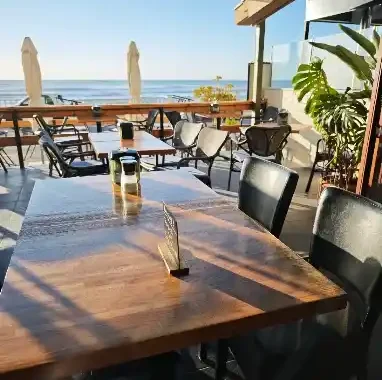 Mango Beach House Cafe Restaurant Torrevieja Alicante Sudeste de Espana restaurante restos mare