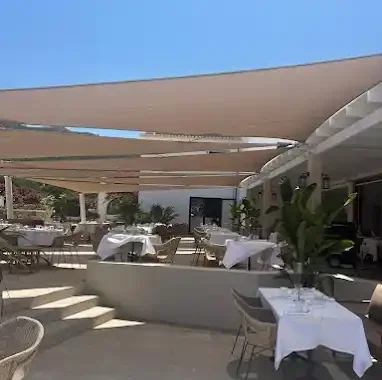 brasserie Bodega la Finca Alicante Sudeste de Espana restaurante restos terrace