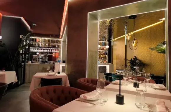 Casa Bruscino Valencia Sudeste de Espana restaurante restos sallon