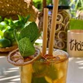 Titos tito’s beachbar mojacar costa de almeria restos restaurants restaurantes mojito